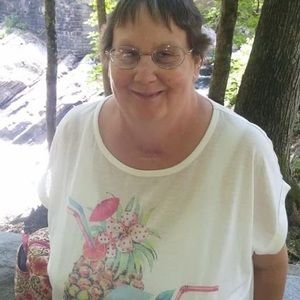 Meet your Posher, Beth